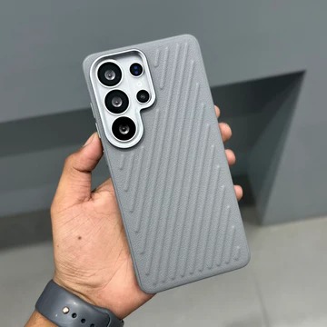 Caseoholic Liquid Air - iPhone 14 Plus