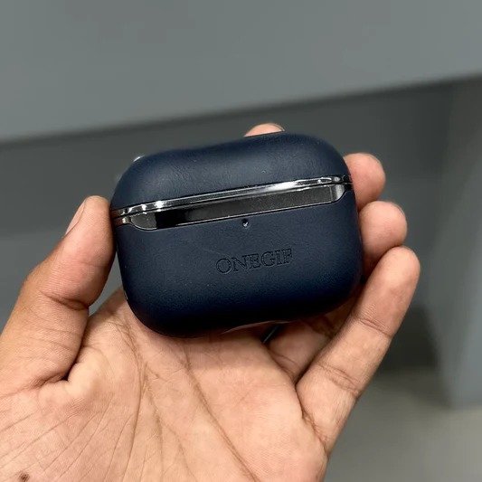 Caseoholic Ultra Hybrid - AirPods Pro 3