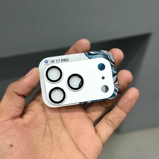 Caseoholic Camera Protector - iPhone 15 Pro Max