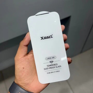 Caseoholic Screen Protector - iPhone 16 Pro